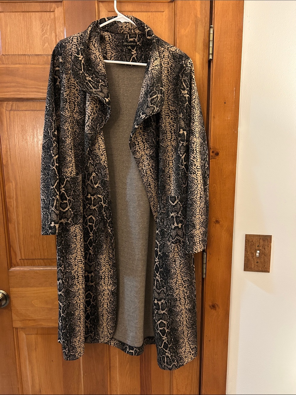 Shinestar Snake-Print Trench Coat in Black and Brown